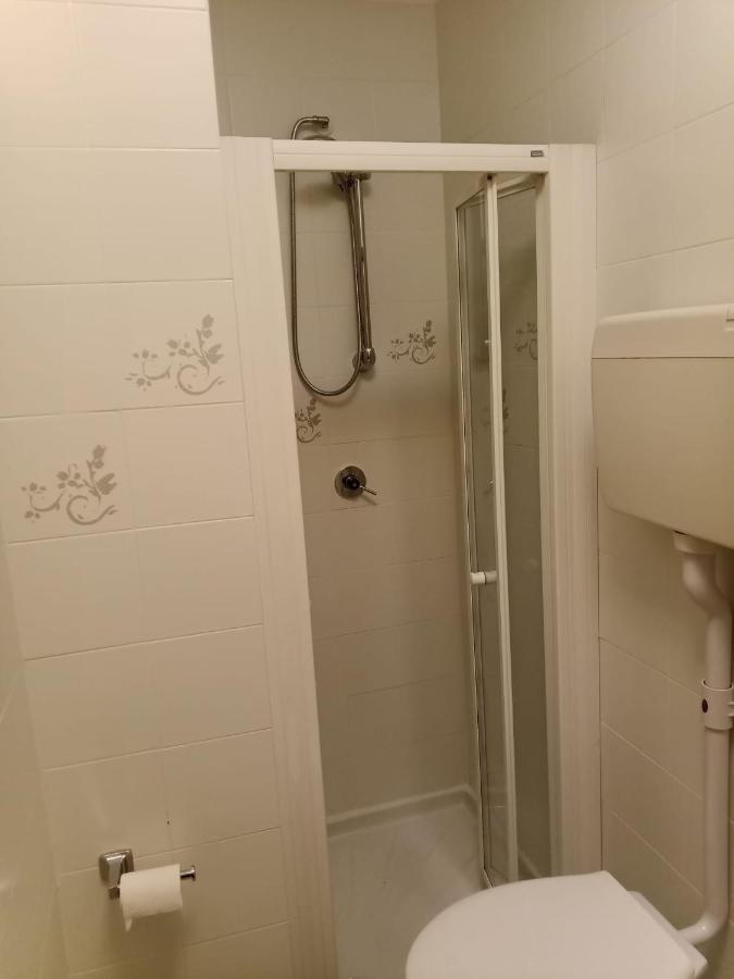 Casa Vittoria Toscolano-Maderno Apartment Екстериор снимка